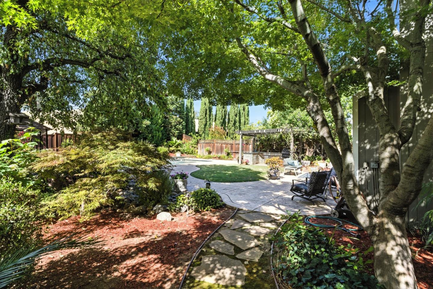 Detail Gallery Image 50 of 69 For 5914 Porto Alegre Dr, San Jose,  CA 95120 - 5 Beds | 3 Baths