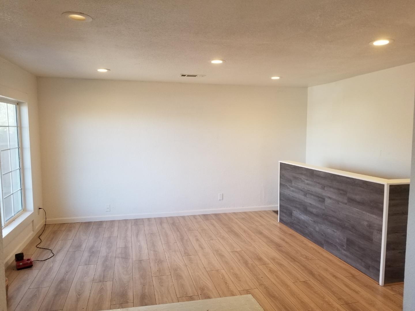 Detail Gallery Image 17 of 34 For 7440 38th Ave, Sacramento,  CA 95824 - 3 Beds | 1 Baths