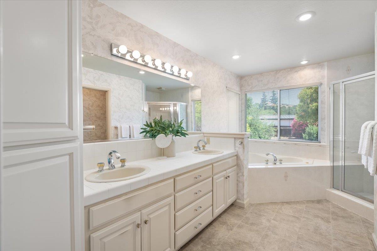 Detail Gallery Image 32 of 67 For 2130 Louis Holstrom Dr, Morgan Hill,  CA 95037 - 4 Beds | 2/1 Baths