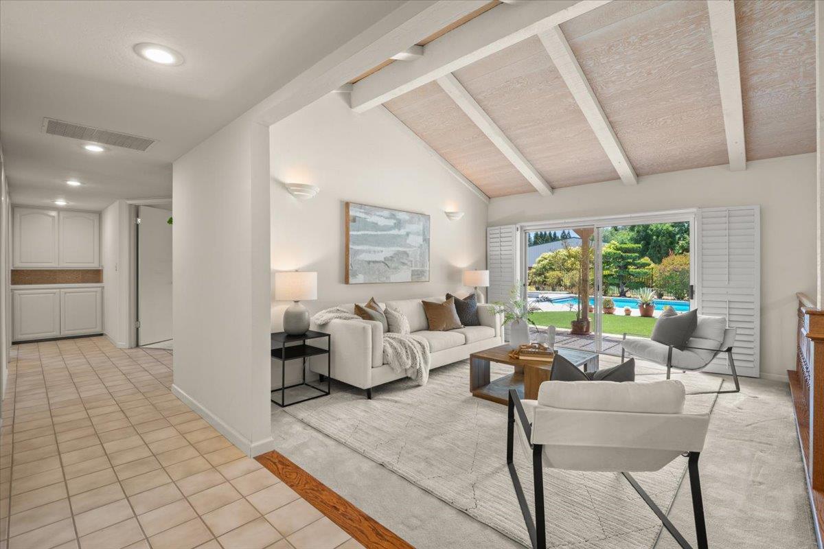 Detail Gallery Image 5 of 67 For 2130 Louis Holstrom Dr, Morgan Hill,  CA 95037 - 4 Beds | 2/1 Baths
