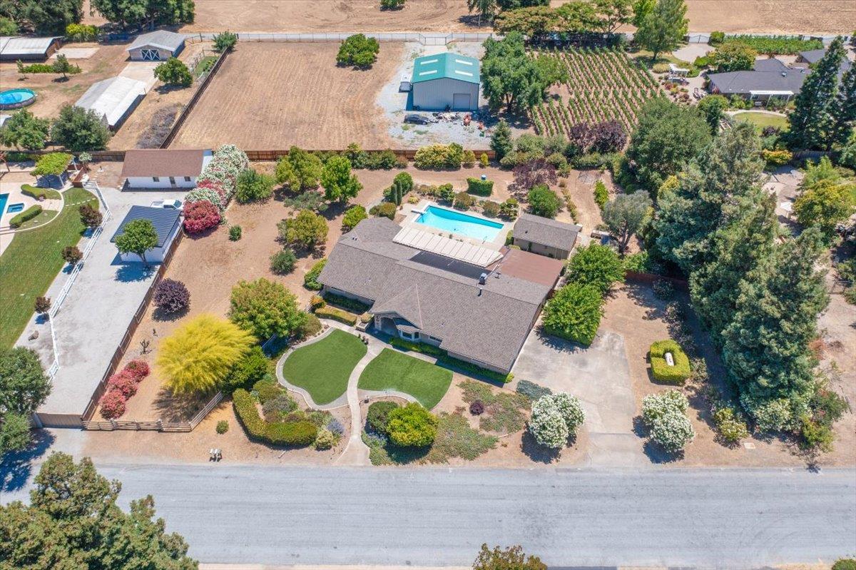 Detail Gallery Image 56 of 67 For 2130 Louis Holstrom Dr, Morgan Hill,  CA 95037 - 4 Beds | 2/1 Baths