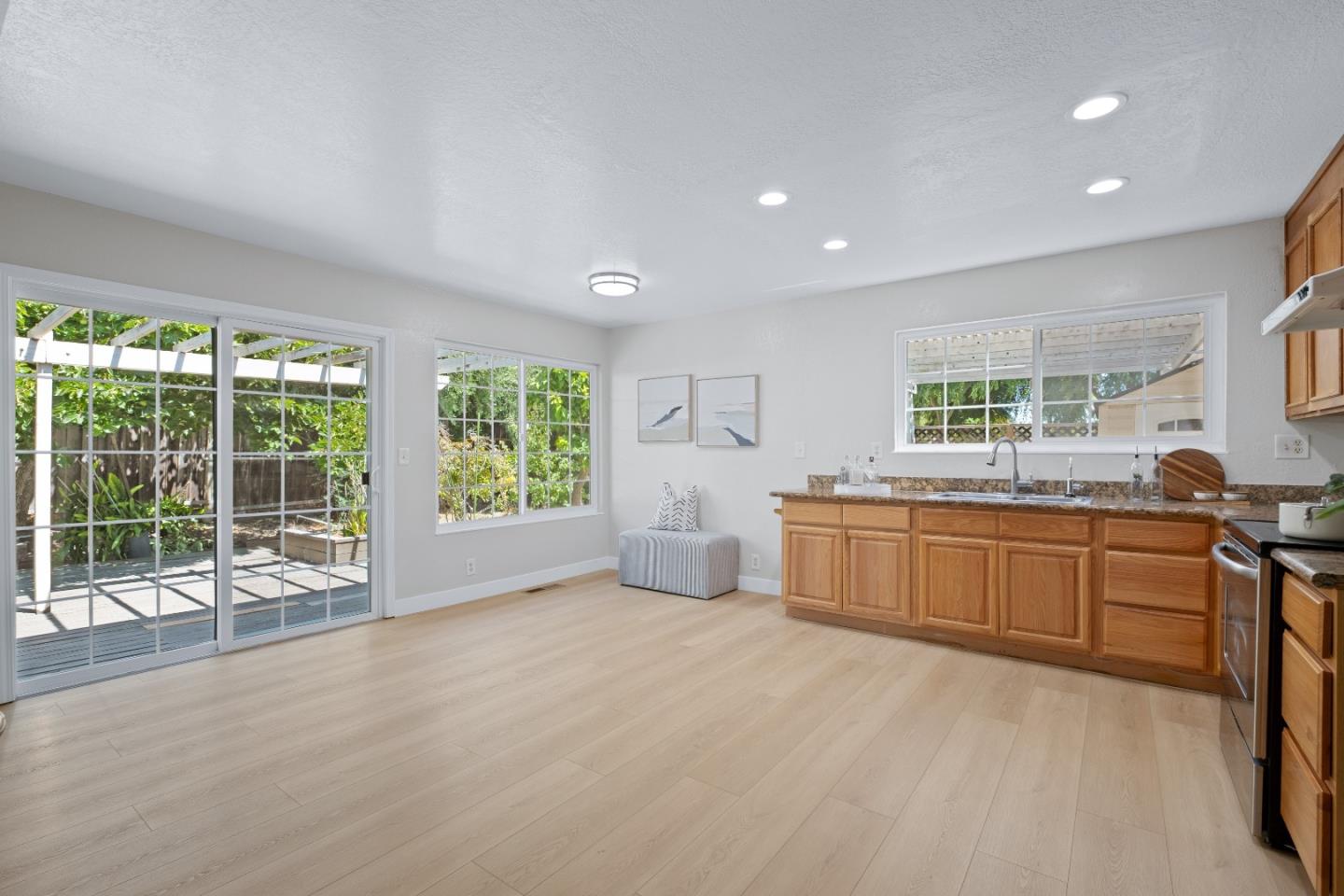 Detail Gallery Image 9 of 56 For 466 Prada Dr, Milpitas,  CA 95035 - 4 Beds | 2 Baths