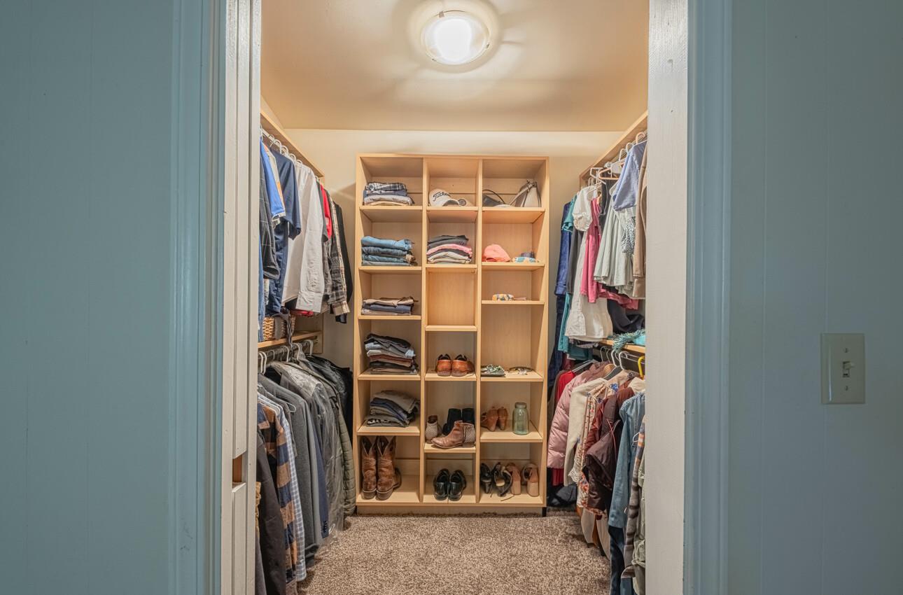 Detail Gallery Image 33 of 66 For 394 Mesa Rd, Salinas,  CA 93908 - 6 Beds | 4 Baths
