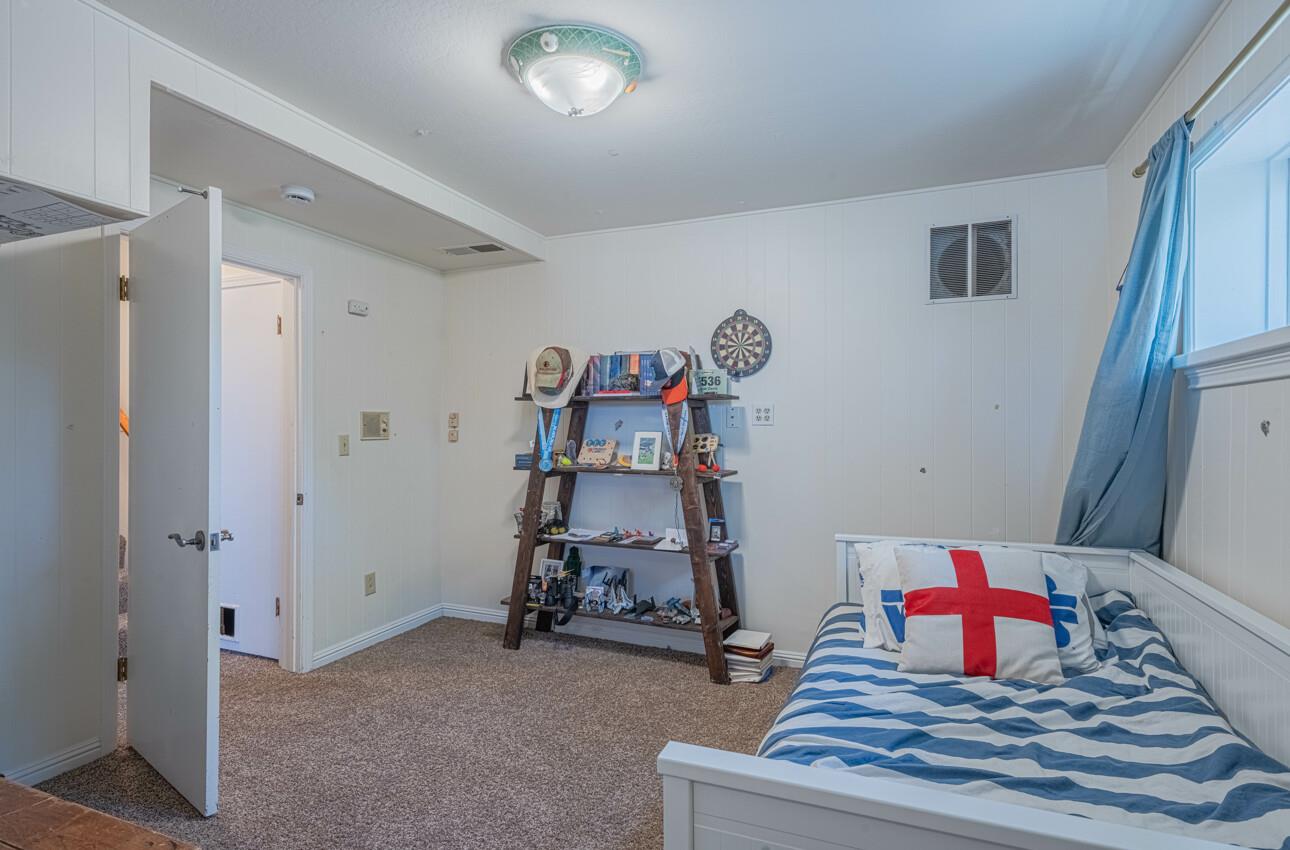 Detail Gallery Image 48 of 66 For 394 Mesa Rd, Salinas,  CA 93908 - 6 Beds | 4 Baths