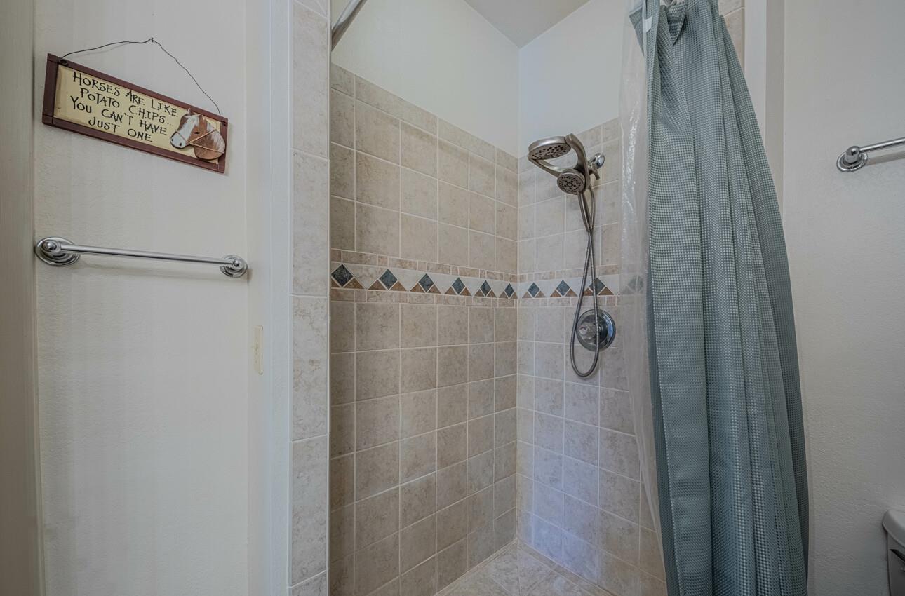 Detail Gallery Image 65 of 66 For 394 Mesa Rd, Salinas,  CA 93908 - 6 Beds | 4 Baths