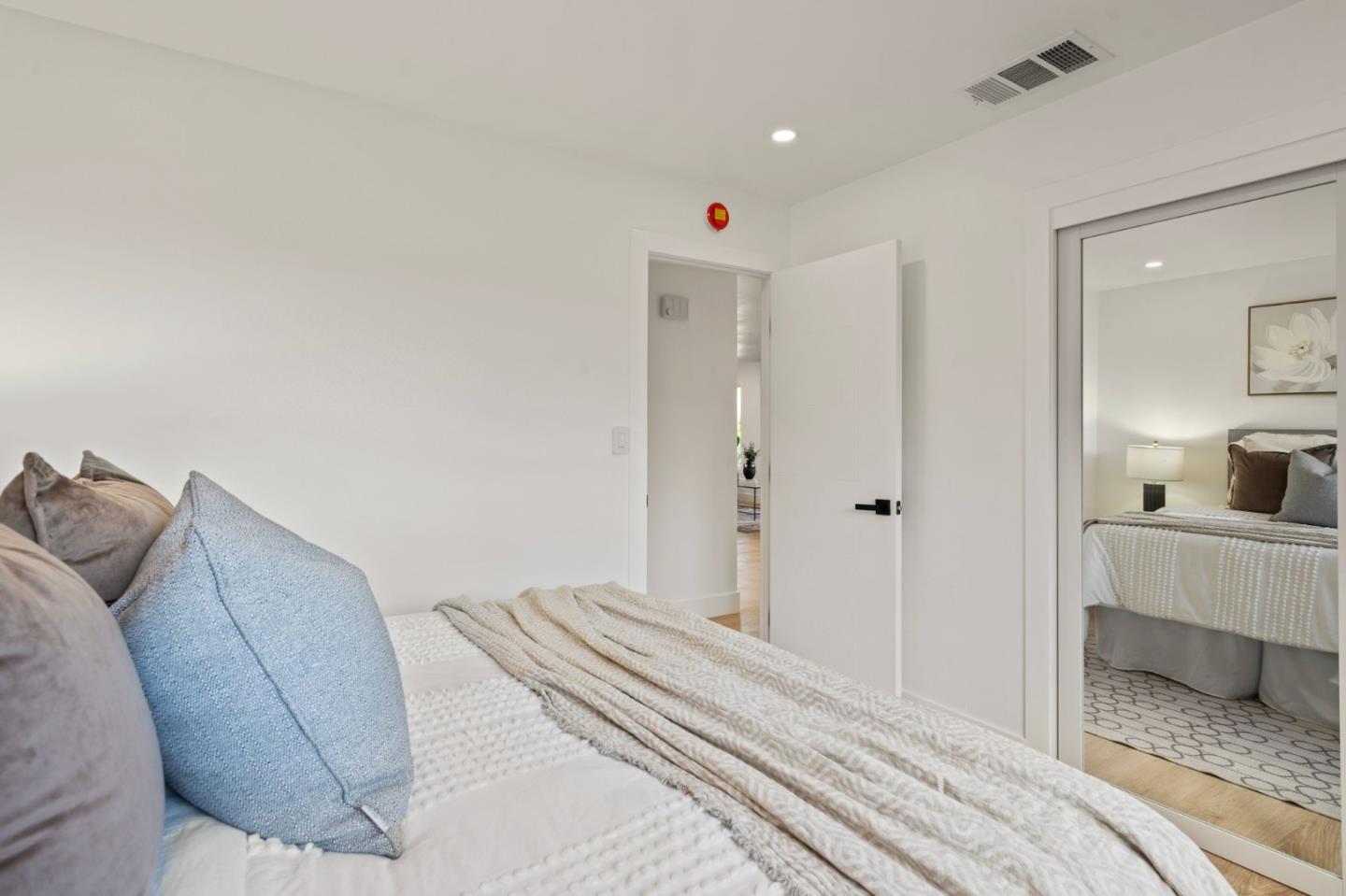 Detail Gallery Image 33 of 45 For 100 Hardie Dr, Moraga,  CA 94556 - 4 Beds | 2 Baths