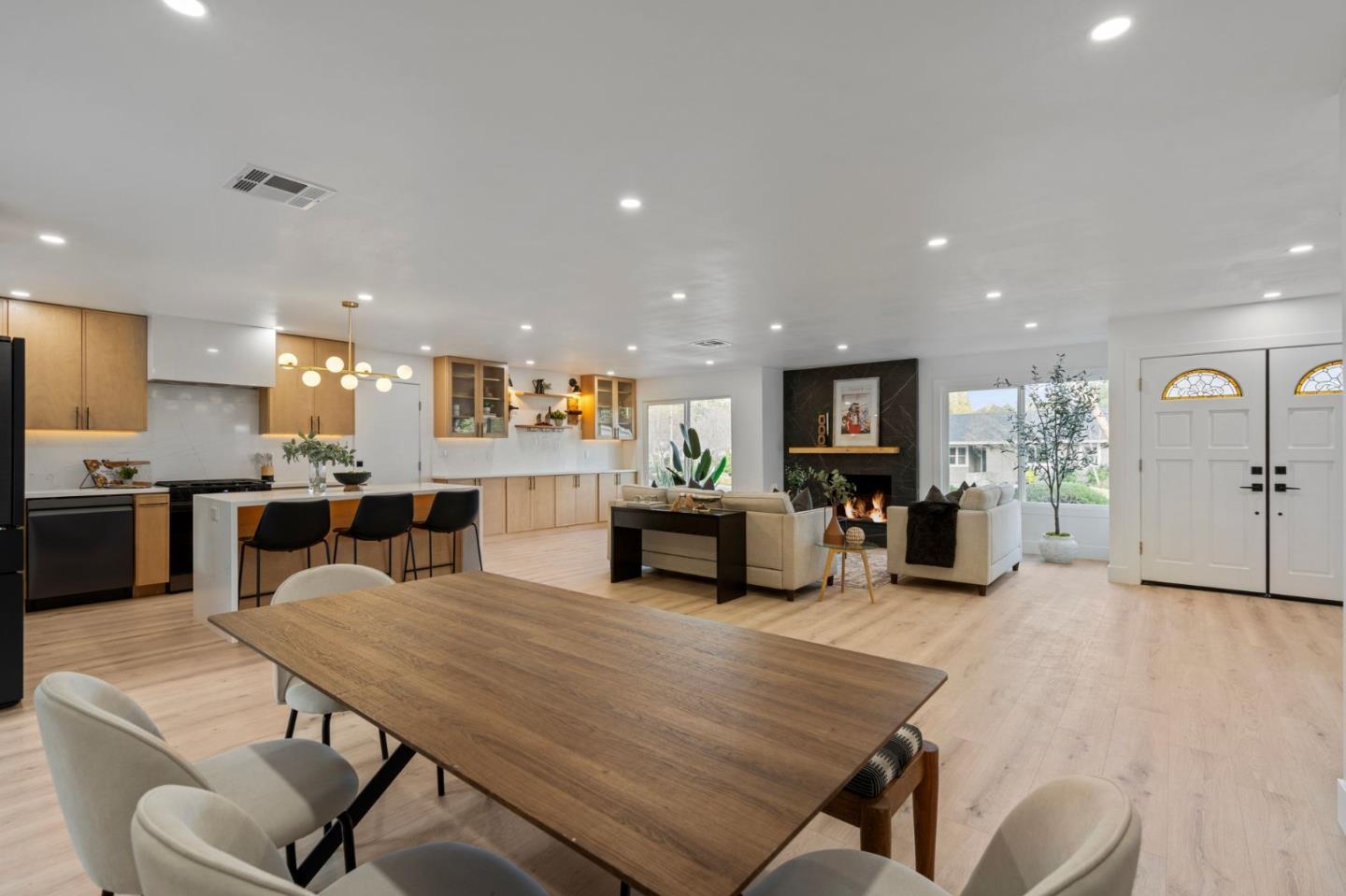 Detail Gallery Image 5 of 45 For 100 Hardie Dr, Moraga,  CA 94556 - 4 Beds | 2 Baths