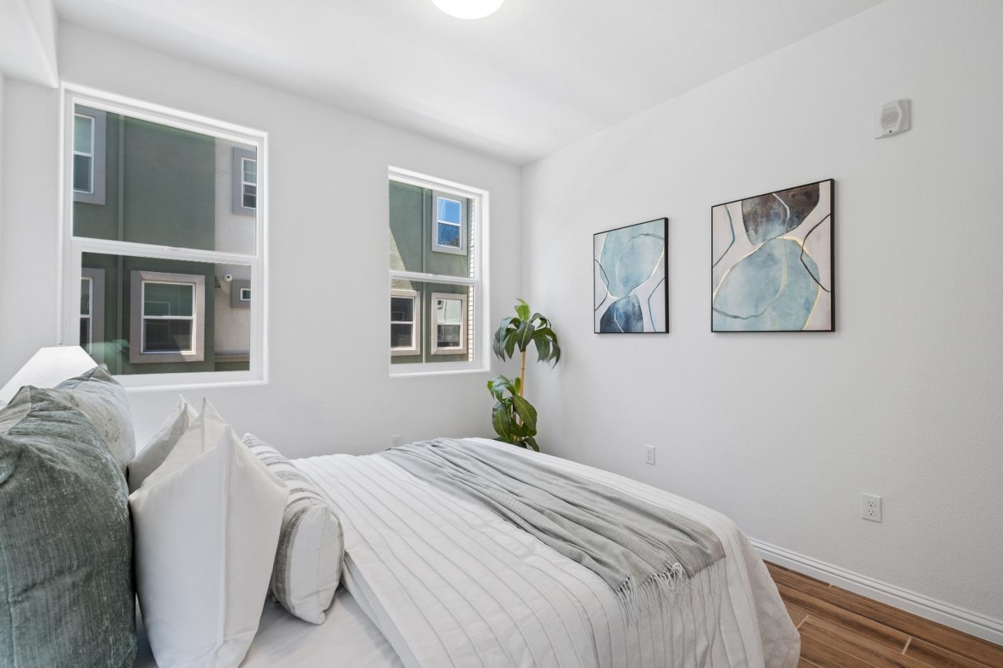 Detail Gallery Image 34 of 66 For 1452 Lavender Loop, Milpitas,  CA 95035 - 3 Beds | 2/1 Baths