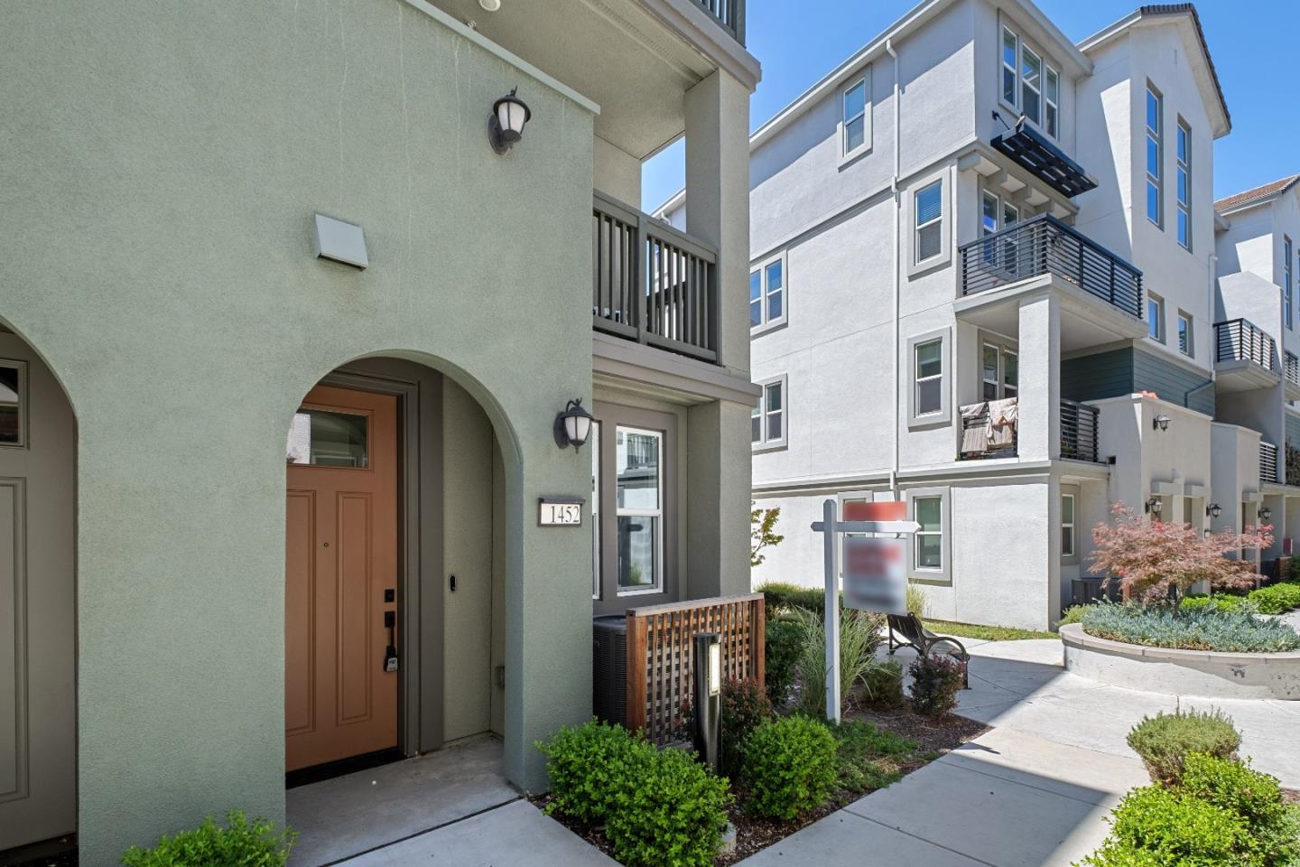 Detail Gallery Image 44 of 66 For 1452 Lavender Loop, Milpitas,  CA 95035 - 3 Beds | 2/1 Baths