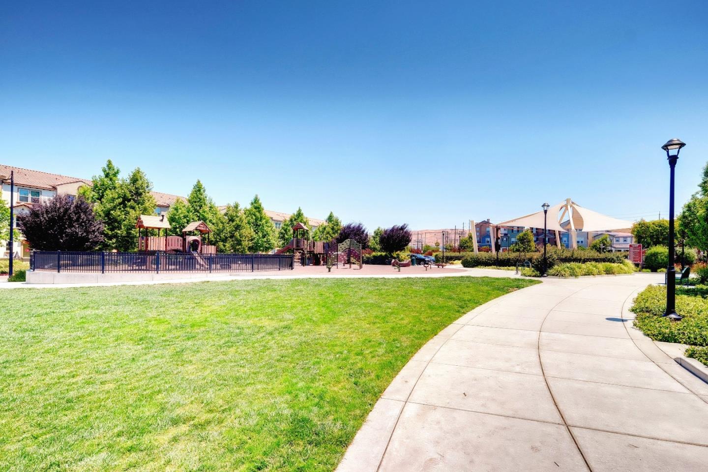 Detail Gallery Image 54 of 66 For 1452 Lavender Loop, Milpitas,  CA 95035 - 3 Beds | 2/1 Baths