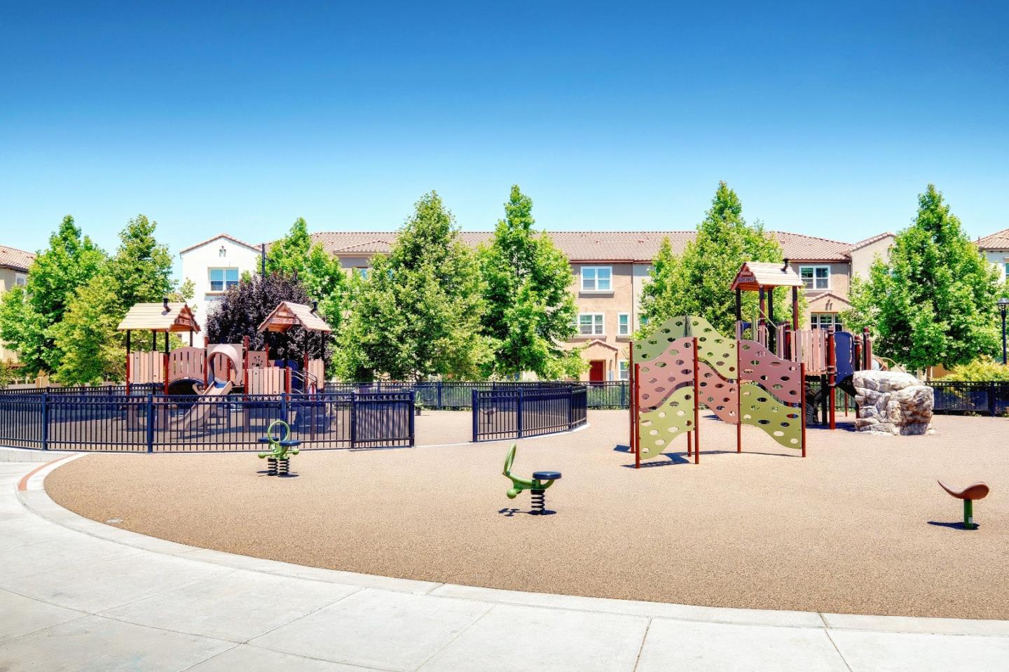 Detail Gallery Image 57 of 66 For 1452 Lavender Loop, Milpitas,  CA 95035 - 3 Beds | 2/1 Baths