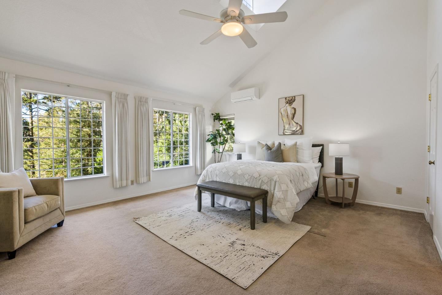 Detail Gallery Image 15 of 40 For 1910 Arrowhead Dr, Oakland,  CA 94611 - 3 Beds | 2 Baths