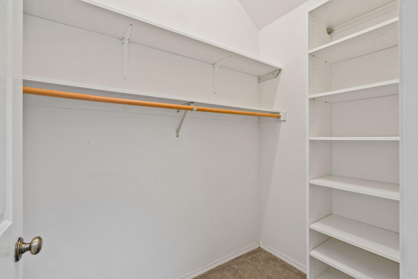 Detail Gallery Image 30 of 40 For 1910 Arrowhead Dr, Oakland,  CA 94611 - 3 Beds | 2 Baths