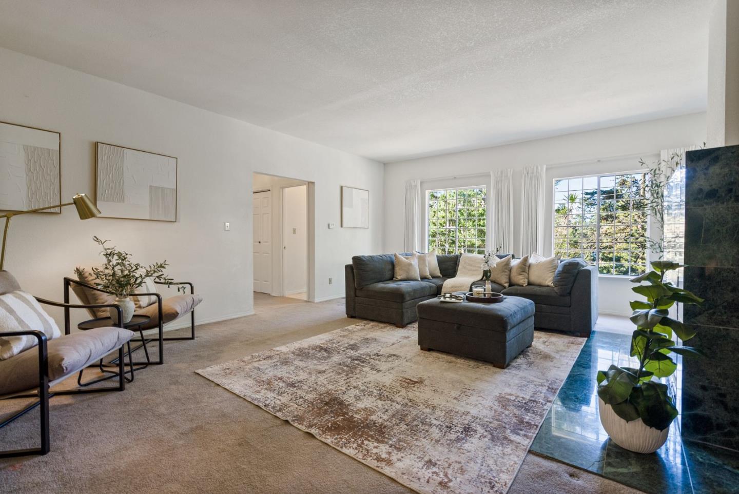 Detail Gallery Image 4 of 40 For 1910 Arrowhead Dr, Oakland,  CA 94611 - 3 Beds | 2 Baths