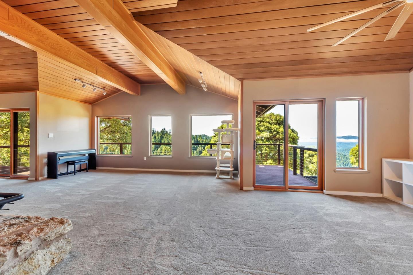 Detail Gallery Image 17 of 106 For 950 Oak Ridge Rd, Los Gatos,  CA 95033 - 3 Beds | 2/1 Baths