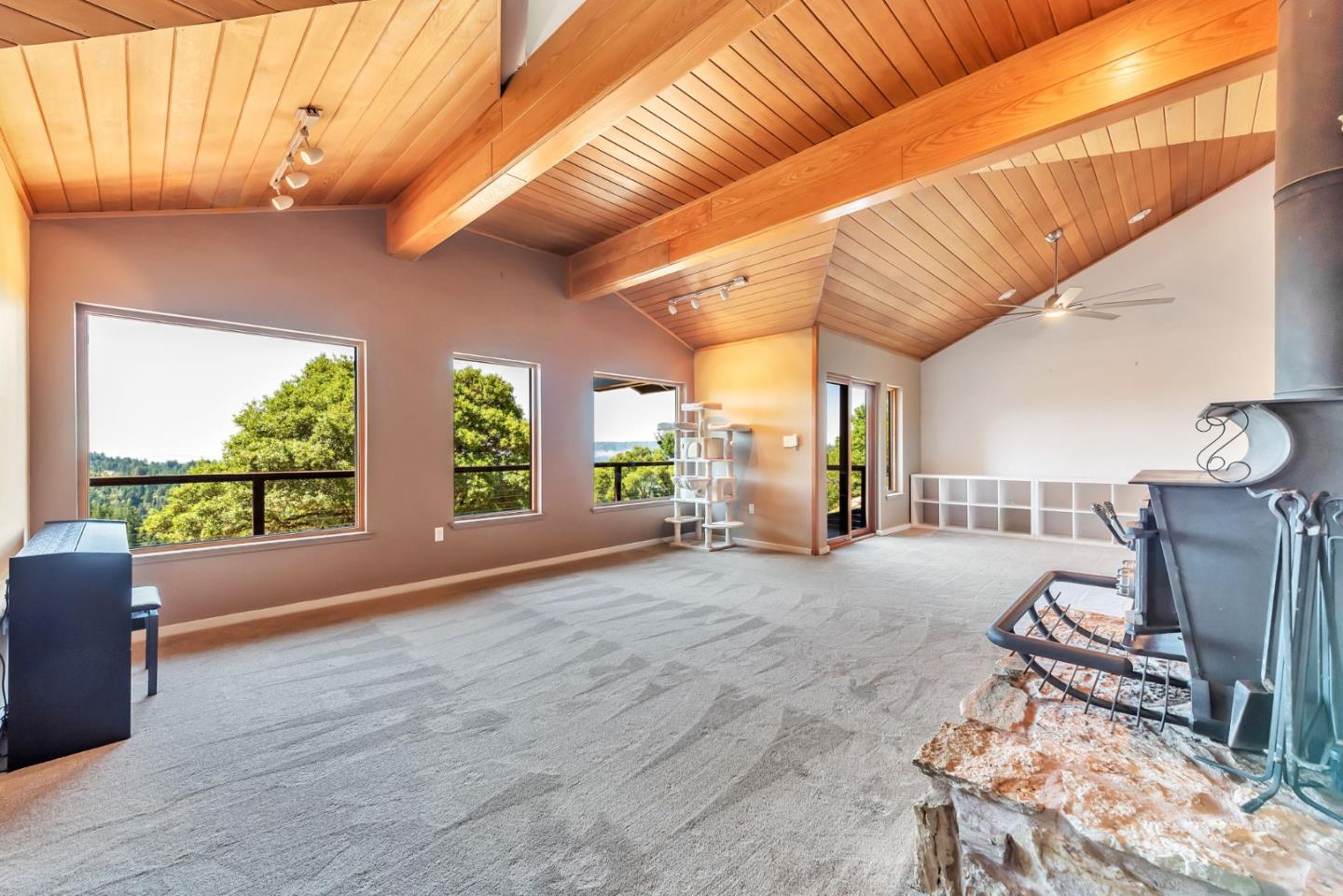 Detail Gallery Image 18 of 106 For 950 Oak Ridge Rd, Los Gatos,  CA 95033 - 3 Beds | 2/1 Baths