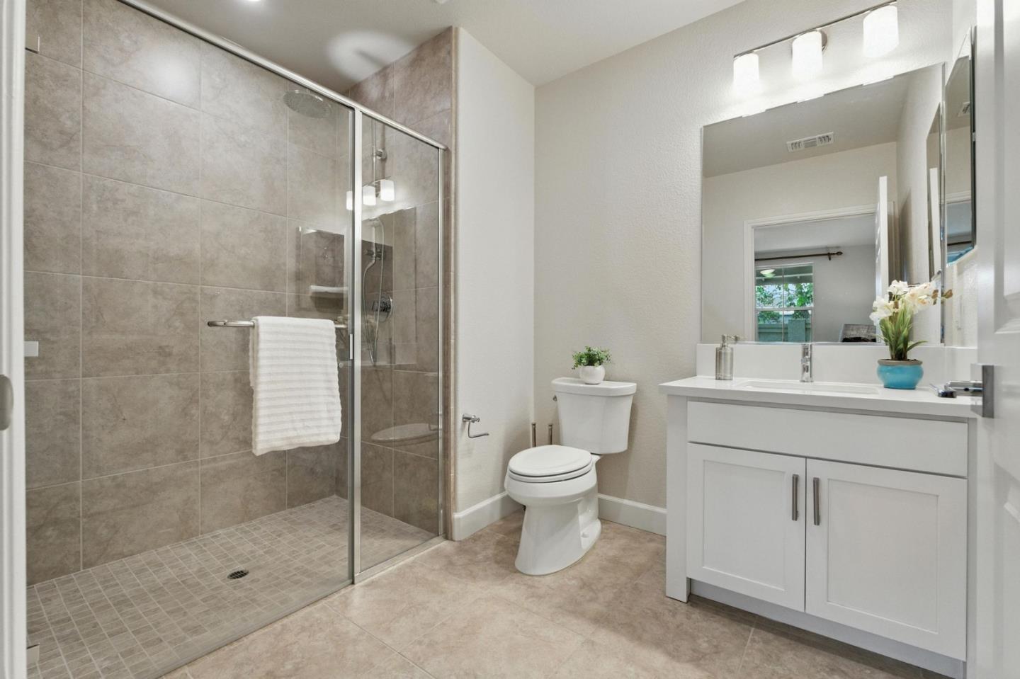 577 Hollow Falls Common, Fremont, California 94539, 3 Bedrooms Bedrooms, ,3 BathroomsBathrooms,Residential,For Sale,577 Hollow Falls Common,ML82013875