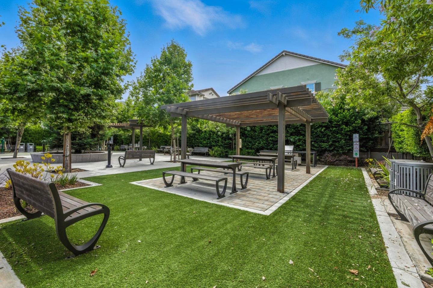 577 Hollow Falls Common, Fremont, California 94539, 3 Bedrooms Bedrooms, ,3 BathroomsBathrooms,Residential,For Sale,577 Hollow Falls Common,ML82013875