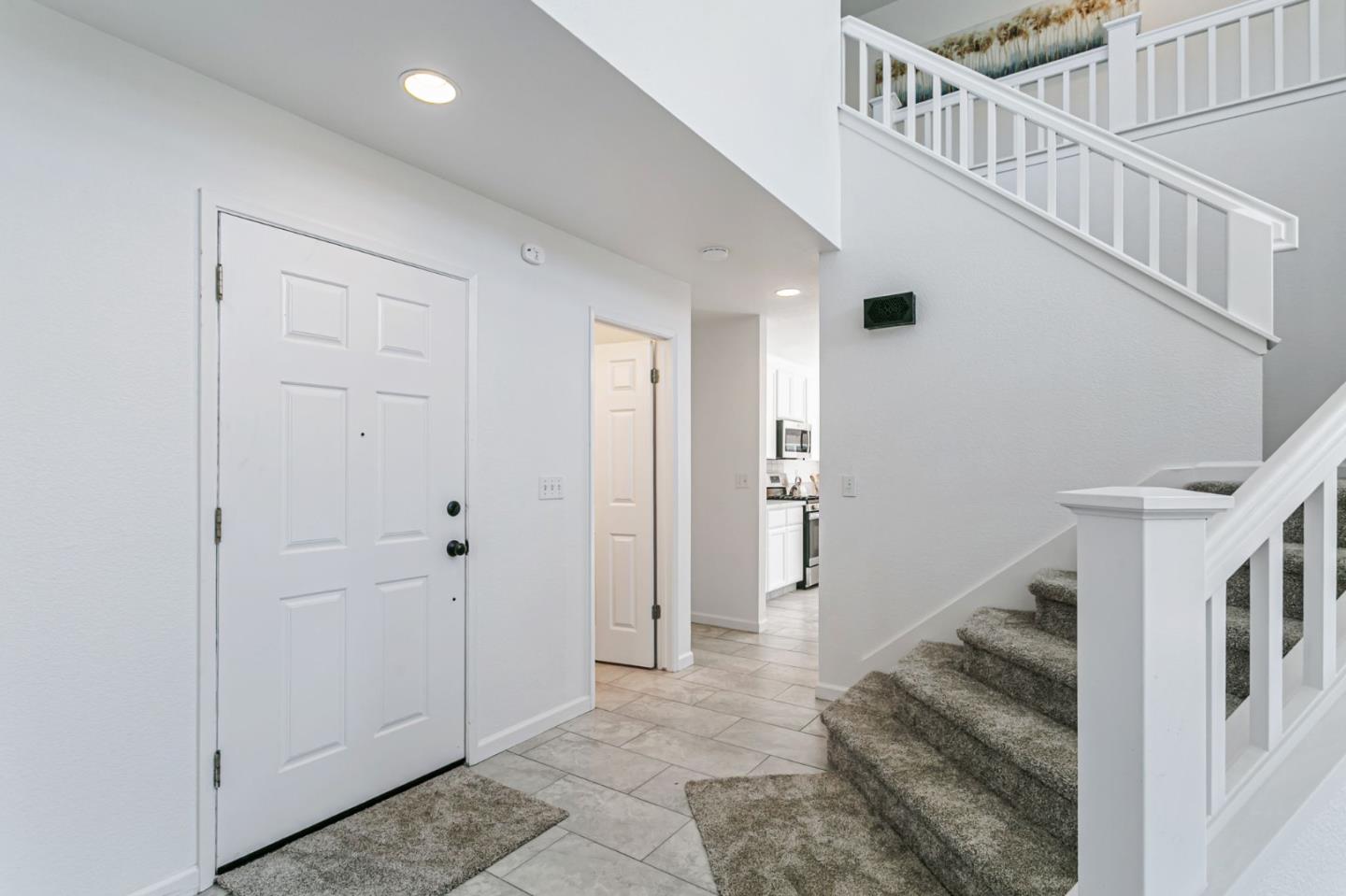 Detail Gallery Image 17 of 39 For 770 Babbs Creek Dr, Gilroy,  CA 95020 - 4 Beds | 2/1 Baths