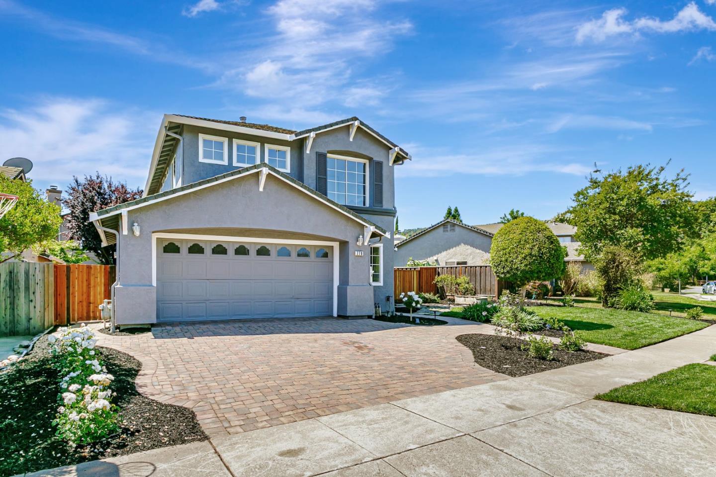 Detail Gallery Image 2 of 39 For 770 Babbs Creek Dr, Gilroy,  CA 95020 - 4 Beds | 2/1 Baths