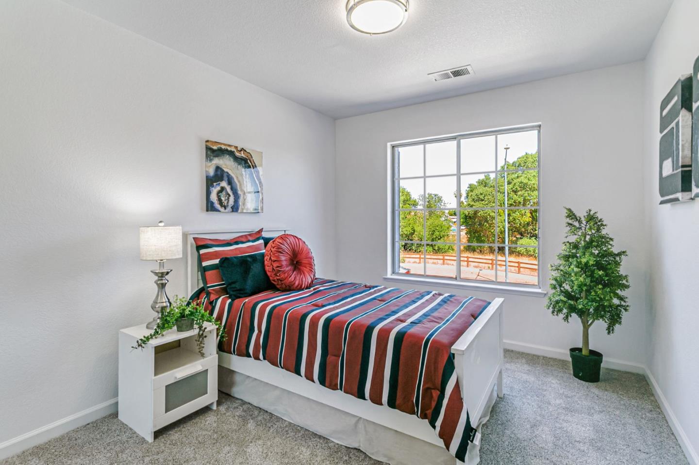 Detail Gallery Image 21 of 39 For 770 Babbs Creek Dr, Gilroy,  CA 95020 - 4 Beds | 2/1 Baths