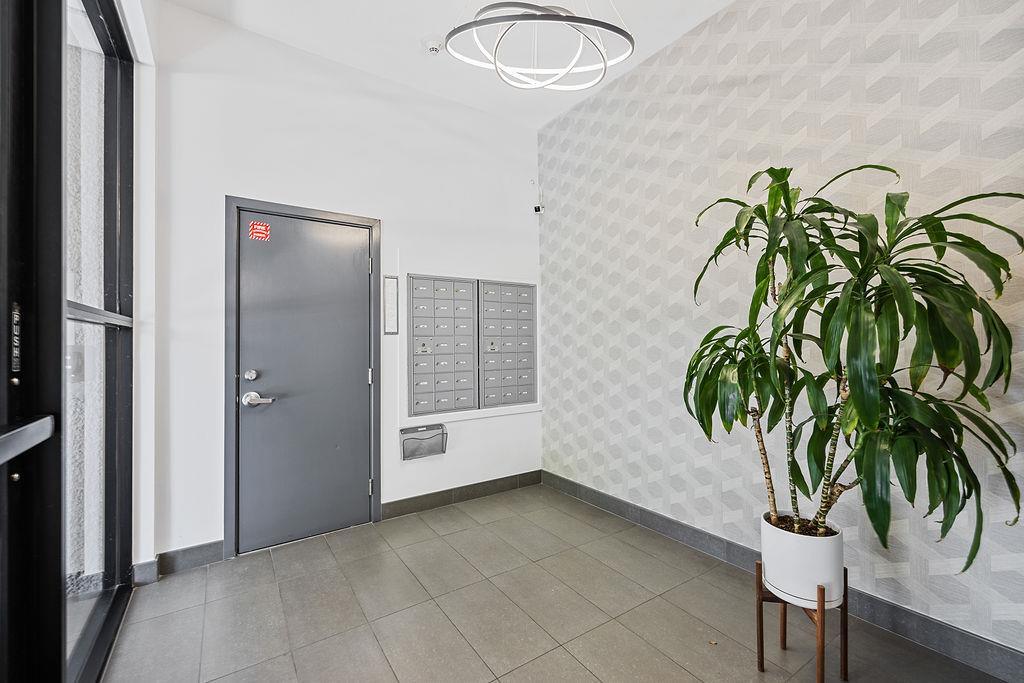 Detail Gallery Image 24 of 42 For 4096 17th St #308,  San Francisco,  CA 94114 - 2 Beds | 1 Baths