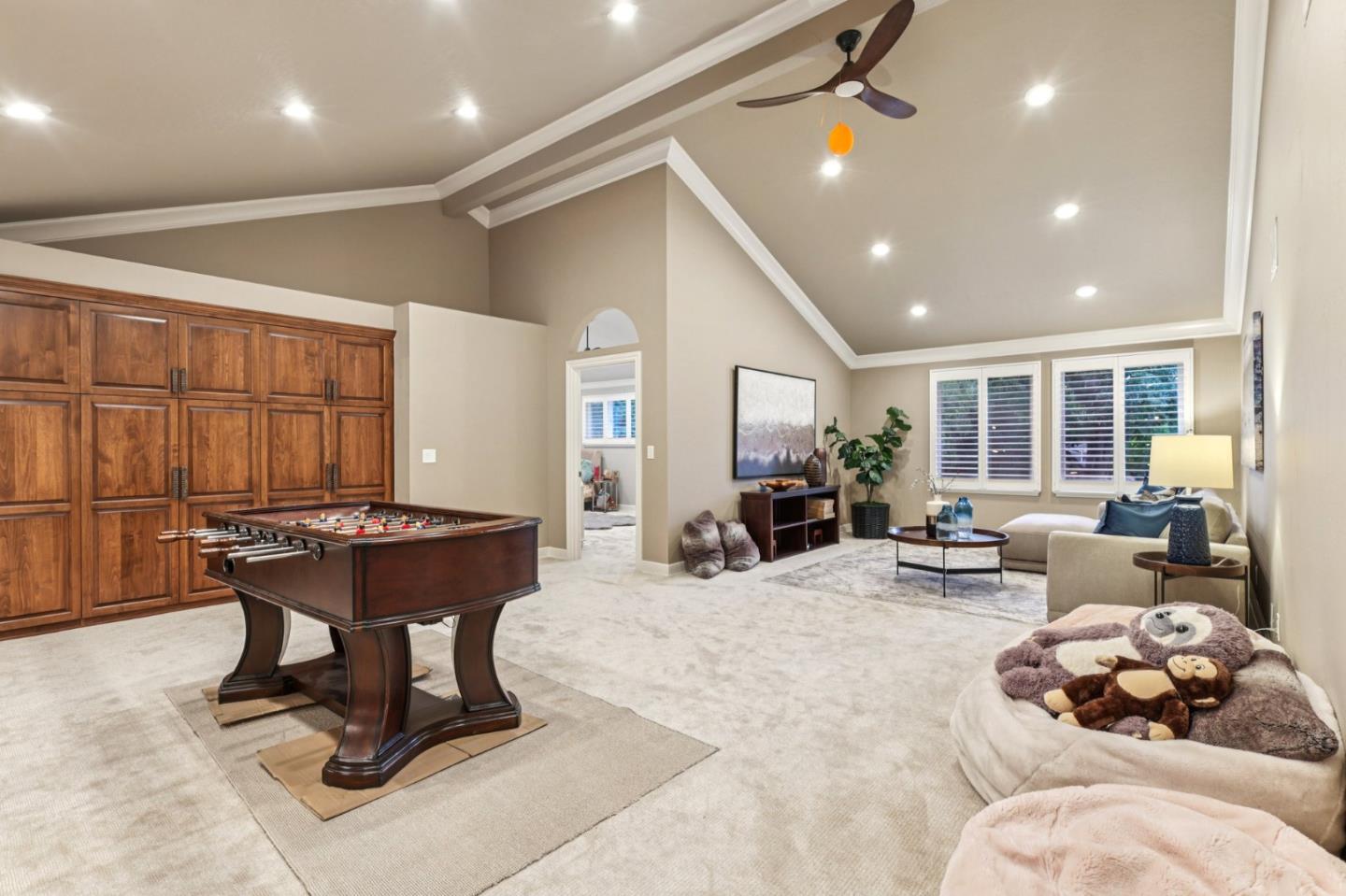 Detail Gallery Image 24 of 48 For 2150 Green Acres Ln, Morgan Hill,  CA 95037 - 5 Beds | 5 Baths
