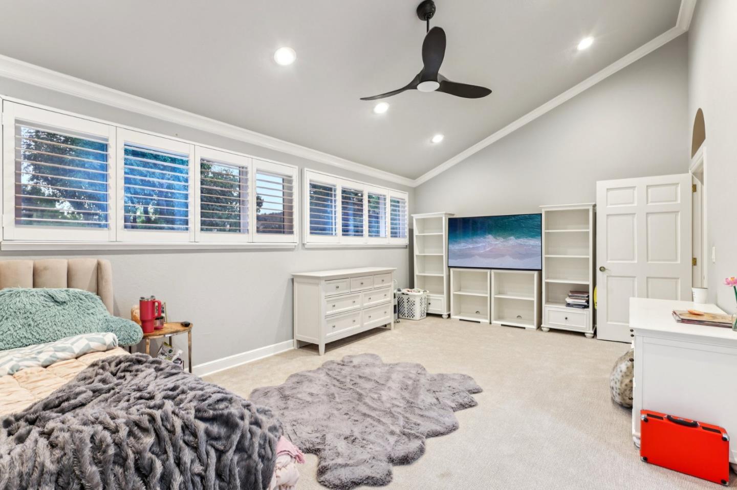 Detail Gallery Image 29 of 48 For 2150 Green Acres Ln, Morgan Hill,  CA 95037 - 5 Beds | 5 Baths