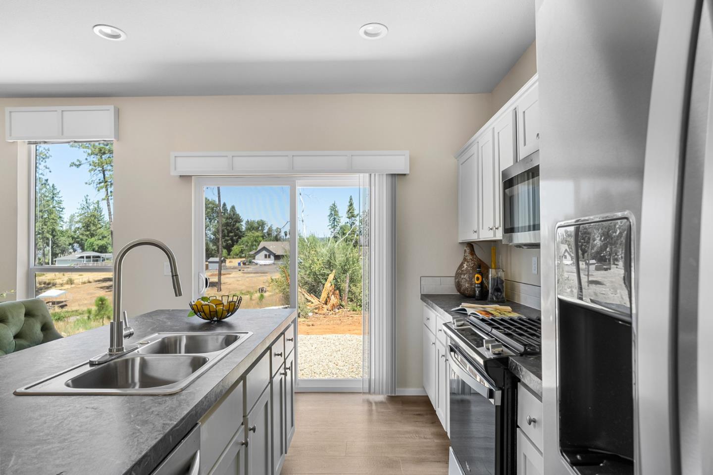Detail Gallery Image 11 of 38 For 6282 Regis Rd, Paradise,  CA 95969 - 3 Beds | 2 Baths