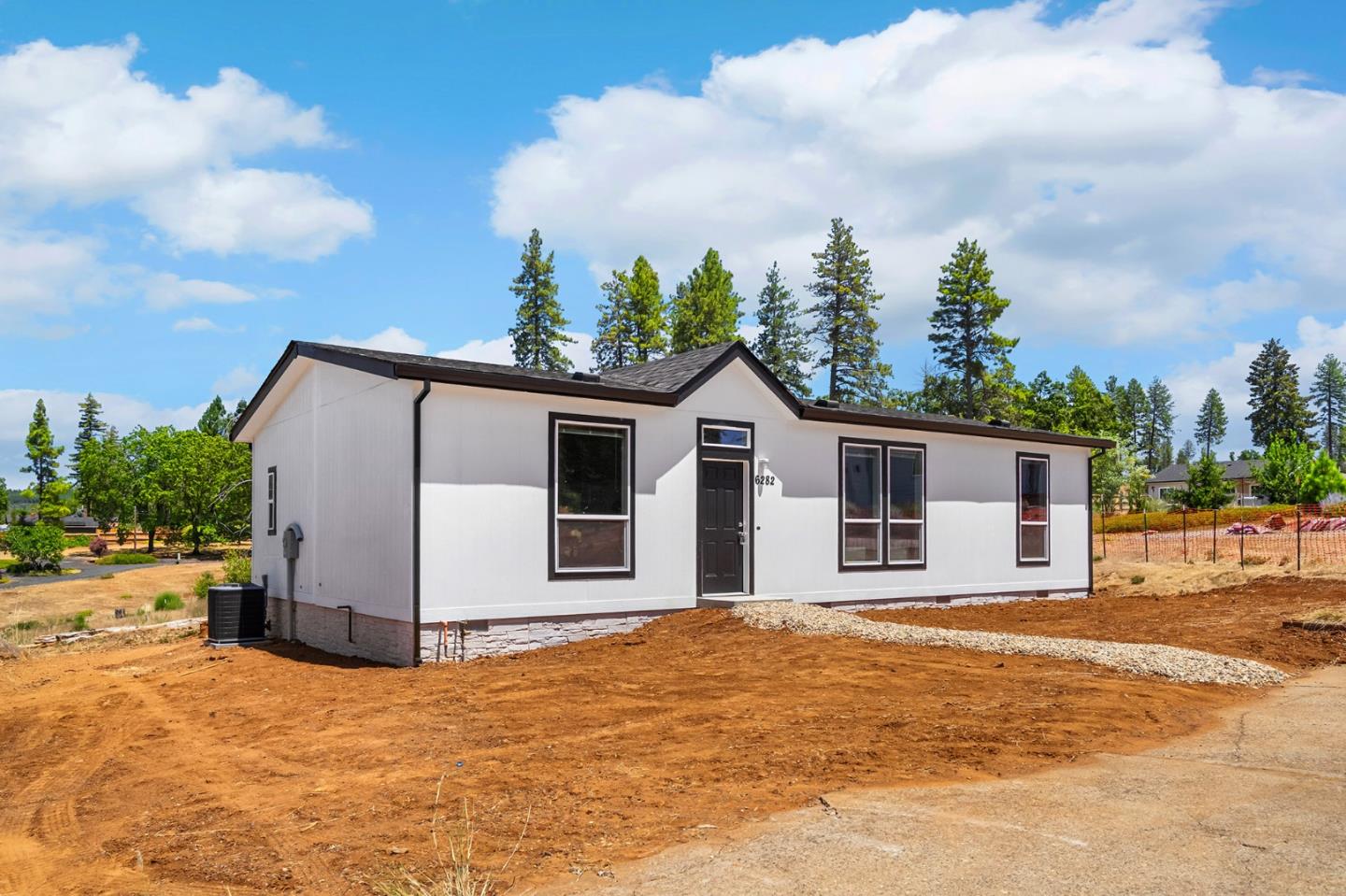 Detail Gallery Image 3 of 38 For 6282 Regis Rd, Paradise,  CA 95969 - 3 Beds | 2 Baths