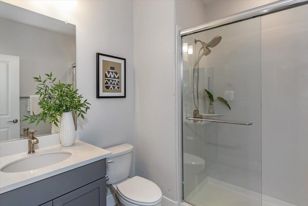 Detail Gallery Image 18 of 33 For 5736 Vibrant Loop, San Jose,  CA 95119 - 3 Beds | 3/1 Baths