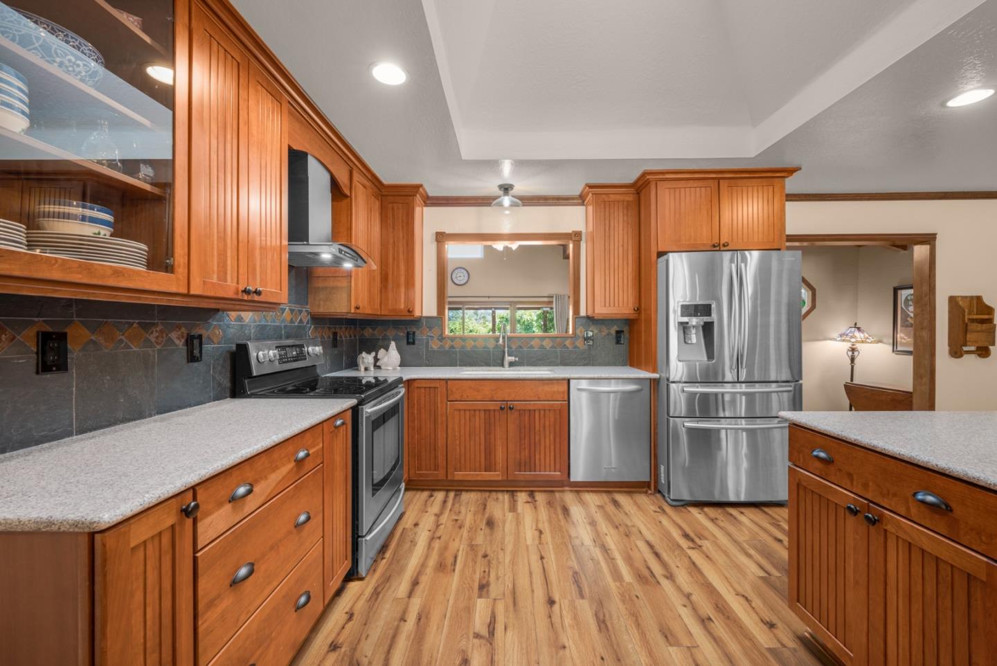Detail Gallery Image 7 of 38 For 11945 New Ave, Gilroy,  CA 95020 - 4 Beds | 3 Baths