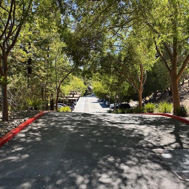 Detail Gallery Image 3 of 28 For 3382 Brittan Ave #17,  San Carlos,  CA 94070 - 2 Beds | 2 Baths