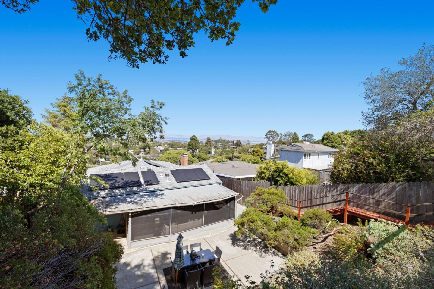 Detail Gallery Image 100 of 147 For 2310 Wooster Ave, Belmont,  CA 94002 - 3 Beds | 2 Baths