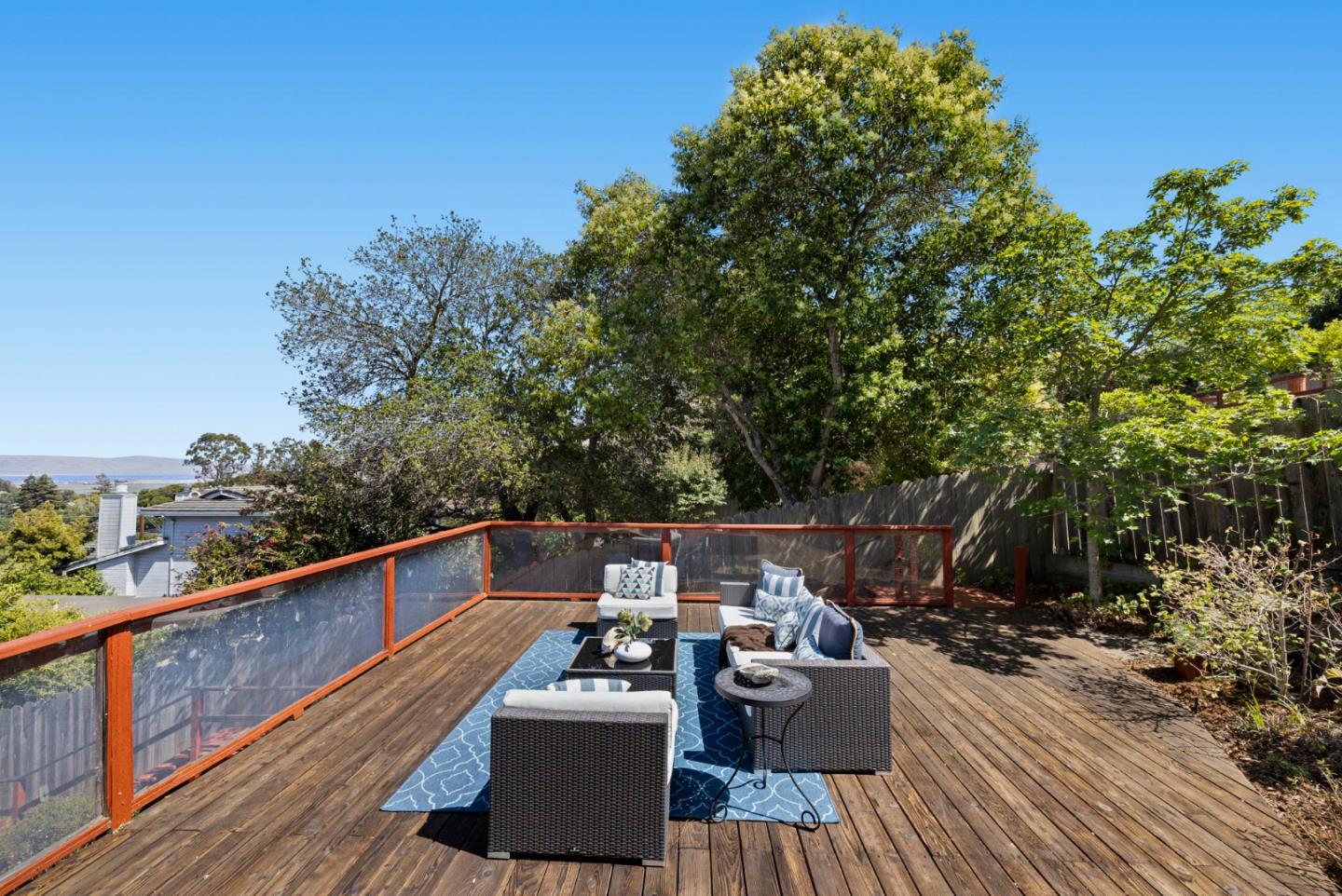 Detail Gallery Image 102 of 147 For 2310 Wooster Ave, Belmont,  CA 94002 - 3 Beds | 2 Baths