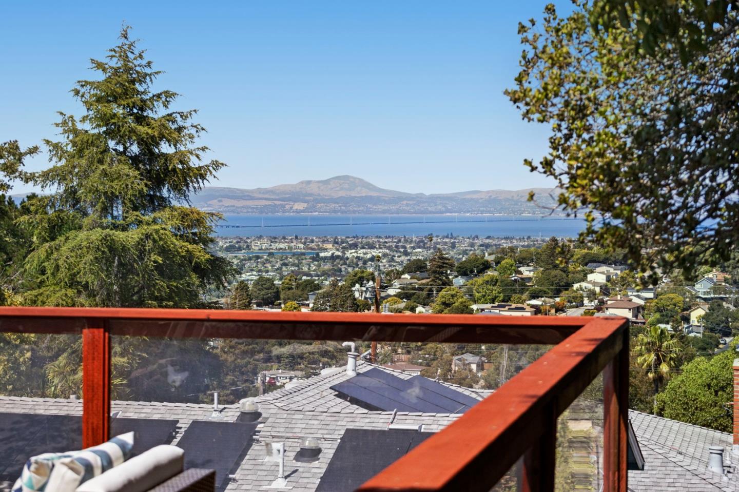 Detail Gallery Image 109 of 147 For 2310 Wooster Ave, Belmont,  CA 94002 - 3 Beds | 2 Baths
