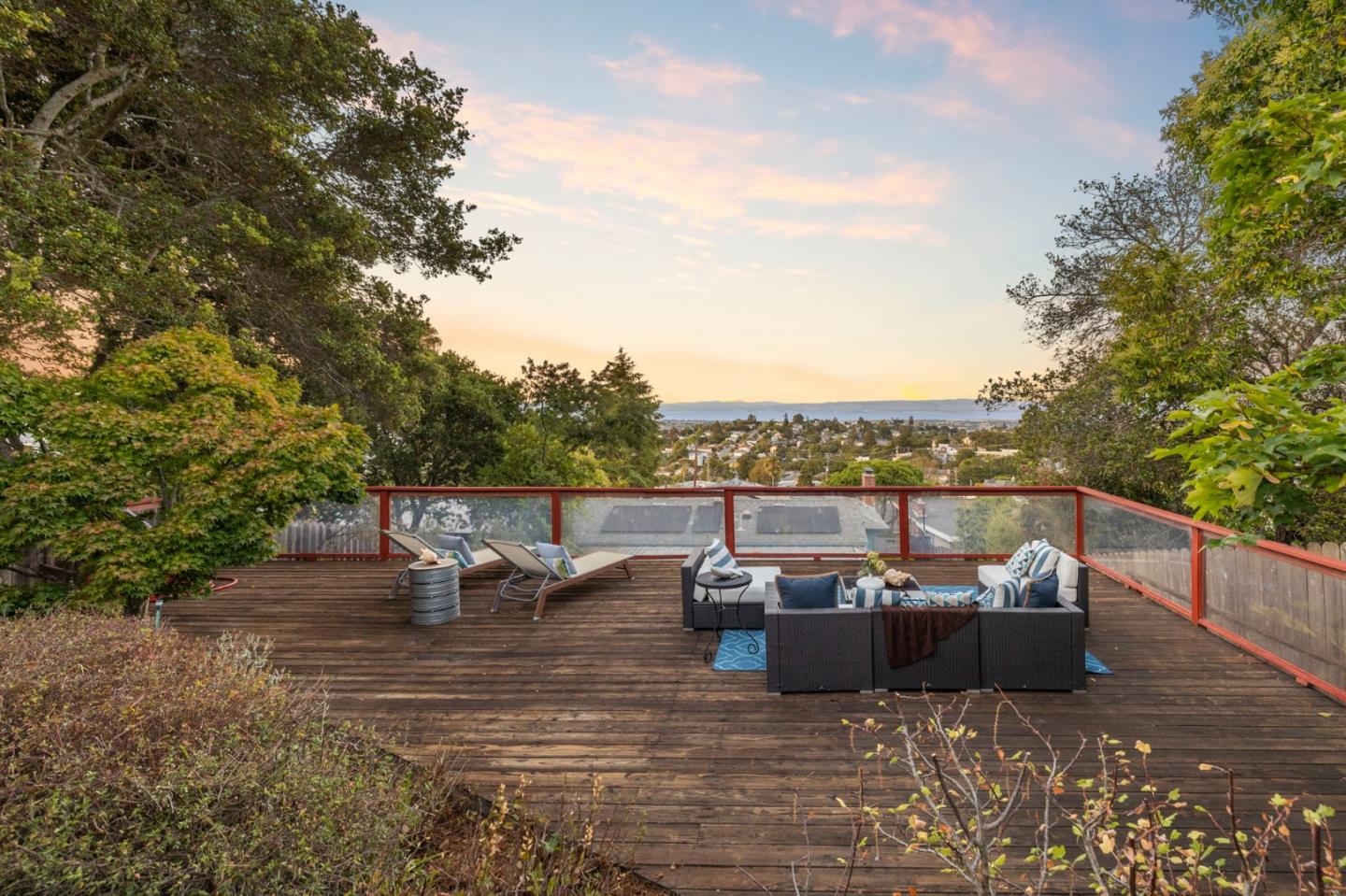 Detail Gallery Image 130 of 147 For 2310 Wooster Ave, Belmont,  CA 94002 - 3 Beds | 2 Baths