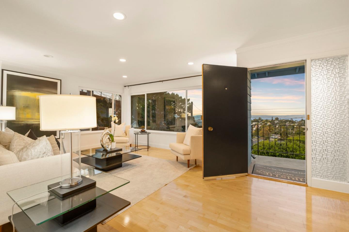 Detail Gallery Image 141 of 147 For 2310 Wooster Ave, Belmont,  CA 94002 - 3 Beds | 2 Baths