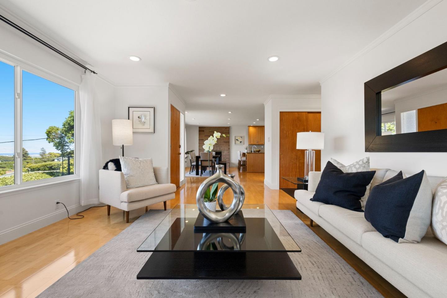 Detail Gallery Image 19 of 147 For 2310 Wooster Ave, Belmont,  CA 94002 - 3 Beds | 2 Baths