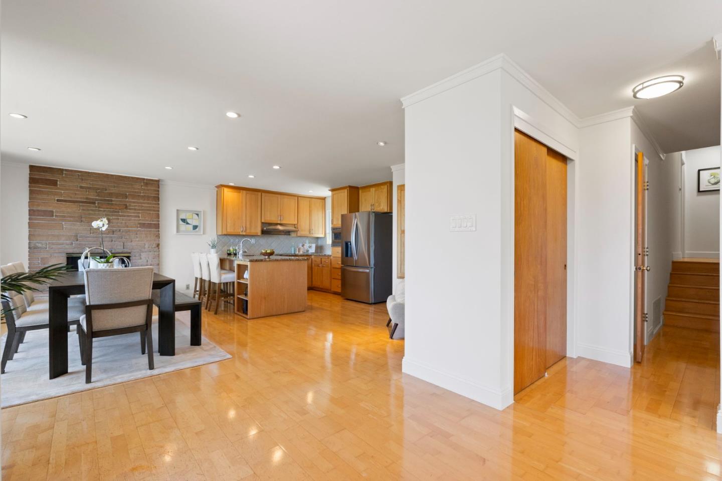 Detail Gallery Image 23 of 147 For 2310 Wooster Ave, Belmont,  CA 94002 - 3 Beds | 2 Baths
