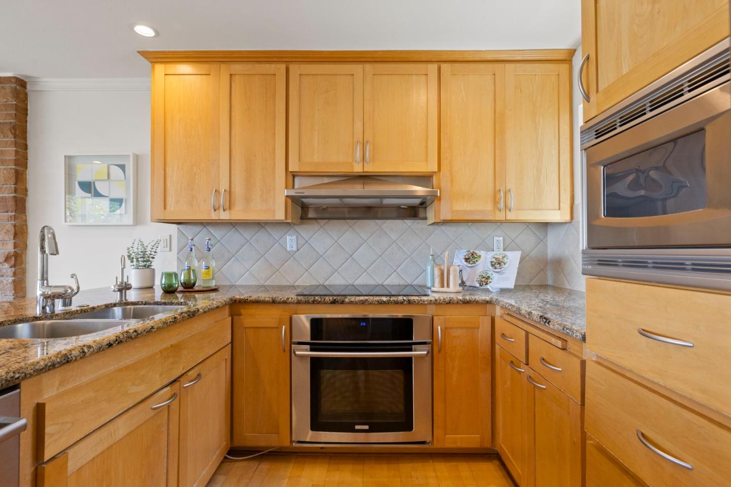 Detail Gallery Image 37 of 147 For 2310 Wooster Ave, Belmont,  CA 94002 - 3 Beds | 2 Baths
