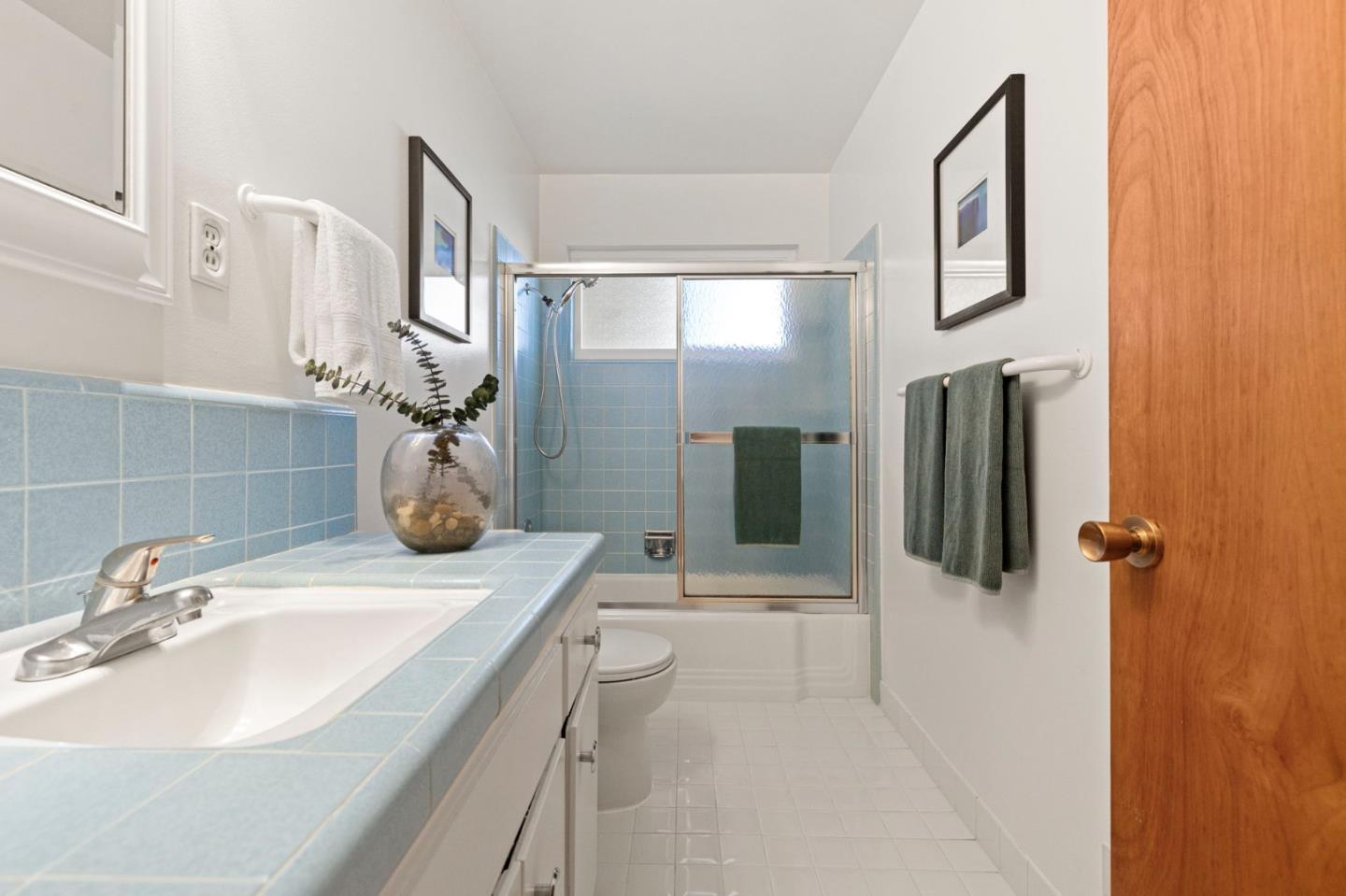 Detail Gallery Image 60 of 147 For 2310 Wooster Ave, Belmont,  CA 94002 - 3 Beds | 2 Baths