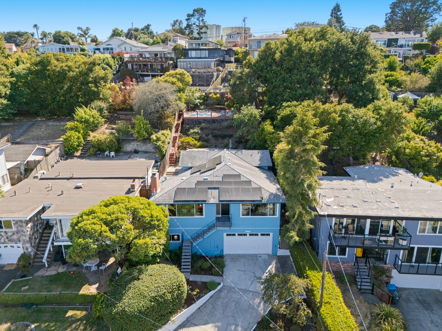 Detail Gallery Image 79 of 147 For 2310 Wooster Ave, Belmont,  CA 94002 - 3 Beds | 2 Baths