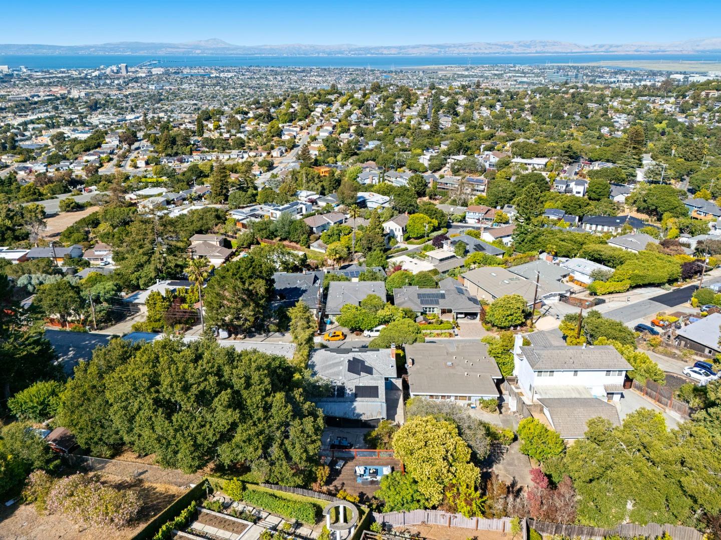 Detail Gallery Image 87 of 147 For 2310 Wooster Ave, Belmont,  CA 94002 - 3 Beds | 2 Baths