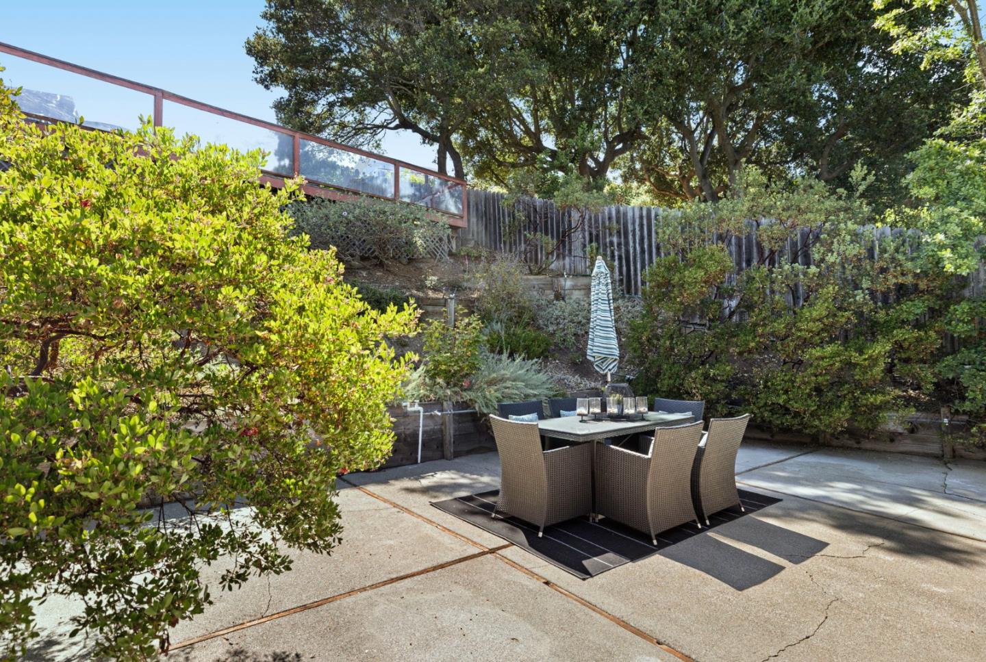 Detail Gallery Image 92 of 147 For 2310 Wooster Ave, Belmont,  CA 94002 - 3 Beds | 2 Baths
