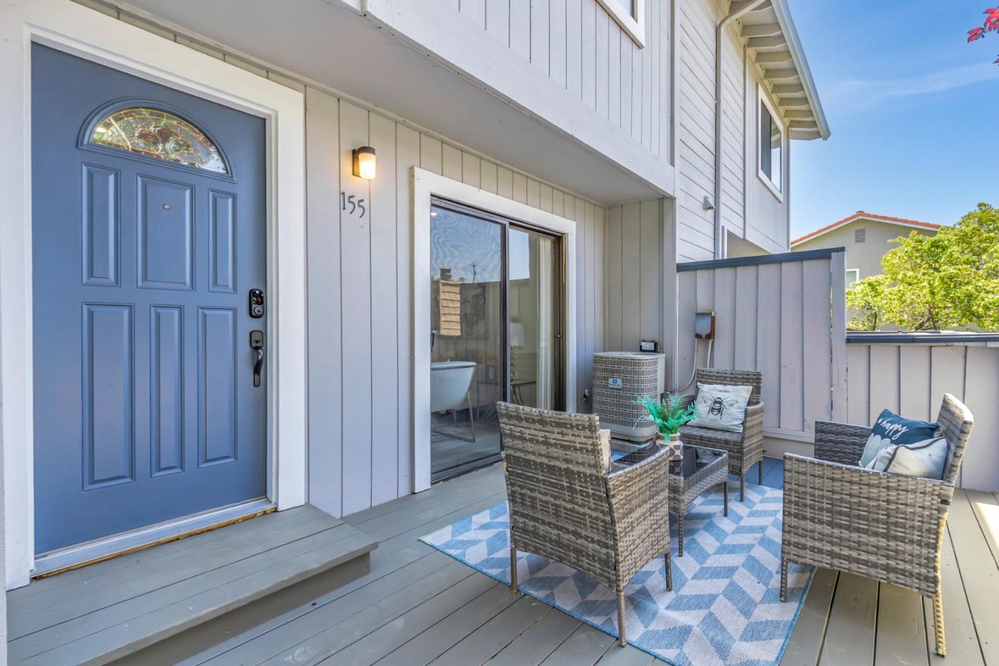 Detail Gallery Image 3 of 41 For 155 Monte Villa Ct, Campbell,  CA 95008 - 2 Beds | 2/1 Baths