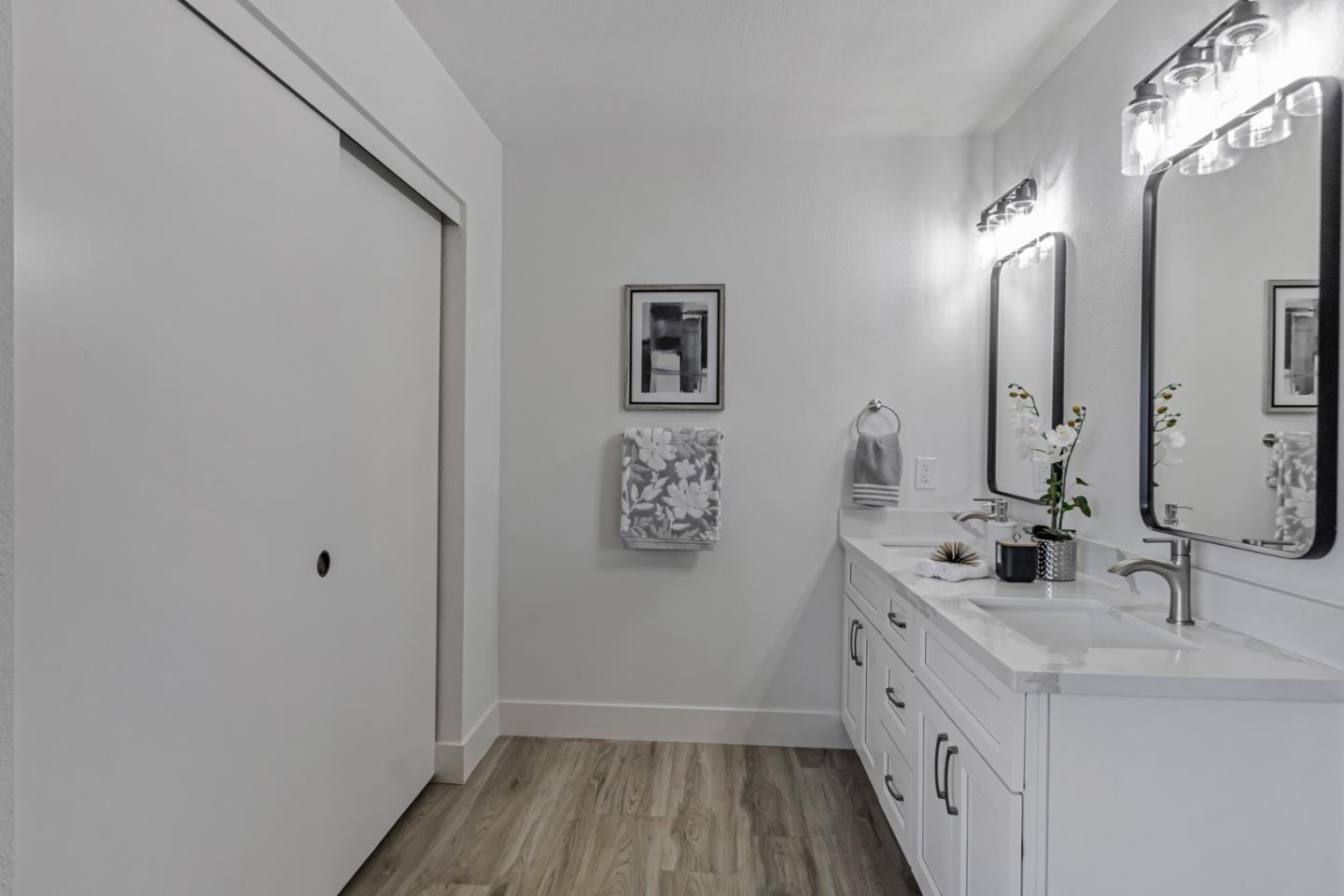 Detail Gallery Image 32 of 41 For 155 Monte Villa Ct, Campbell,  CA 95008 - 2 Beds | 2/1 Baths