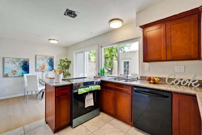 Detail Gallery Image 12 of 42 For 540 Cedro St, San Jose,  CA 95111 - 3 Beds | 1/1 Baths