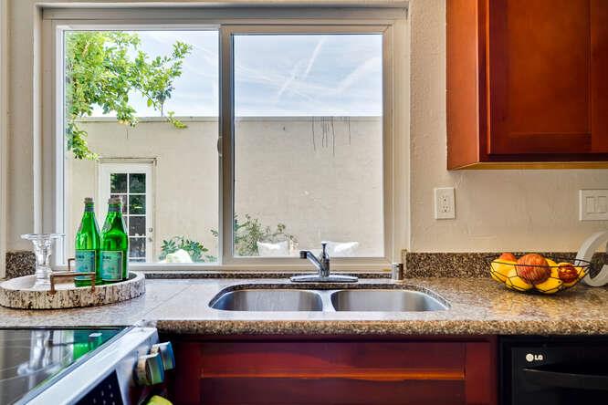 Detail Gallery Image 15 of 42 For 540 Cedro St, San Jose,  CA 95111 - 3 Beds | 1/1 Baths