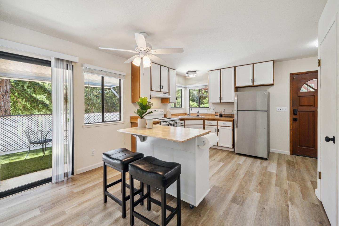 Detail Gallery Image 7 of 45 For 420 Midway Ranch Rd, Boulder Creek,  CA 95006 - 2 Beds | 1 Baths